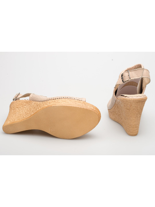 Sandały damskie na koturnie beżowe nude skórzane ażurowe