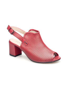 Sandały damskie na koturnie czerwone skórzane ażurowe