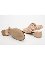 Sandały ażurowe na słupku damskie zakryte skórzane beżowe