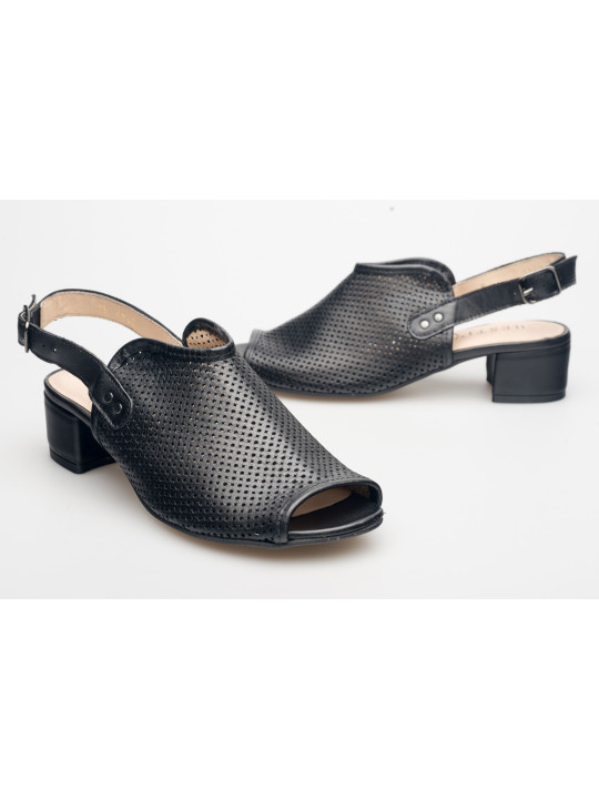 Sandały ażurowe na słupku damskie zakryte skórzane czarne