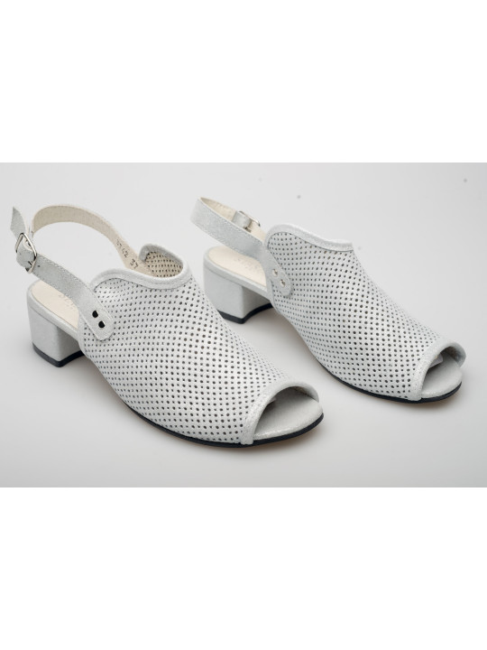 Sandały ażurowe na słupku damskie zakryte skórzane srebrne