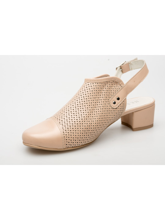 Sandały ażurowe na słupku damskie zakryte palce skórzane beżowe