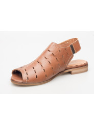 Sandały ażurowe damskie zakryte skórzane brązowe