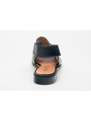 Sandały ażurowe damskie zakryte skórzane czarne