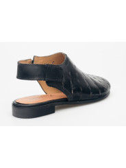 Sandały ażurowe damskie zakryte skórzane czarne