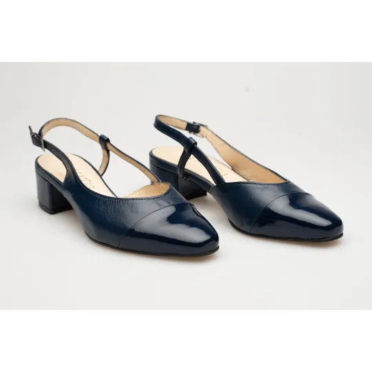 Sandały z zakrytymi palcami skórzane odkryta pięta PRODUKT POLSKI