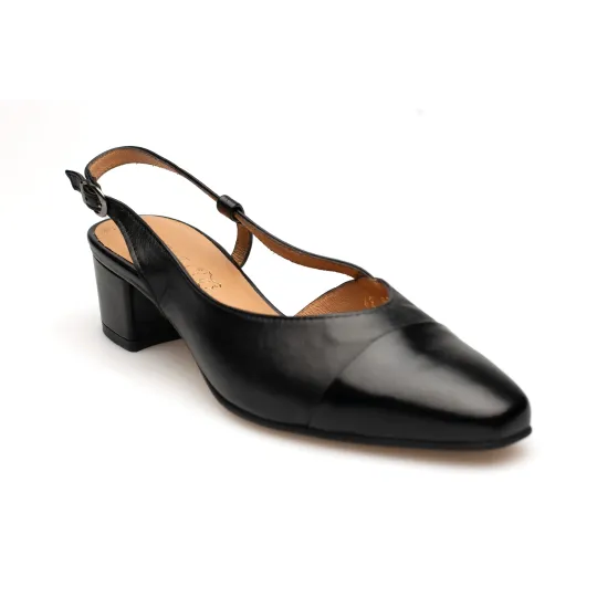 Sandały z zakrytymi palcami skórzane odkryta pięta PRODUKT POLSKI