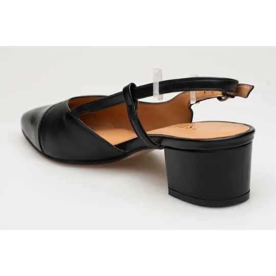 Sandały z zakrytymi palcami skórzane odkryta pięta PRODUKT POLSKI