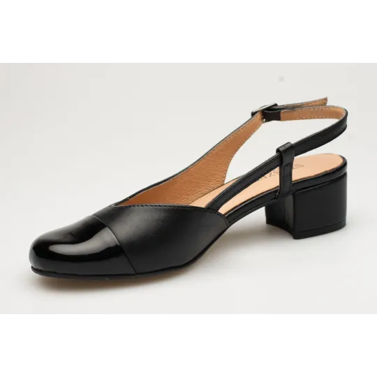 Sandały z zakrytymi palcami skórzane odkryta pięta PRODUKT POLSKI