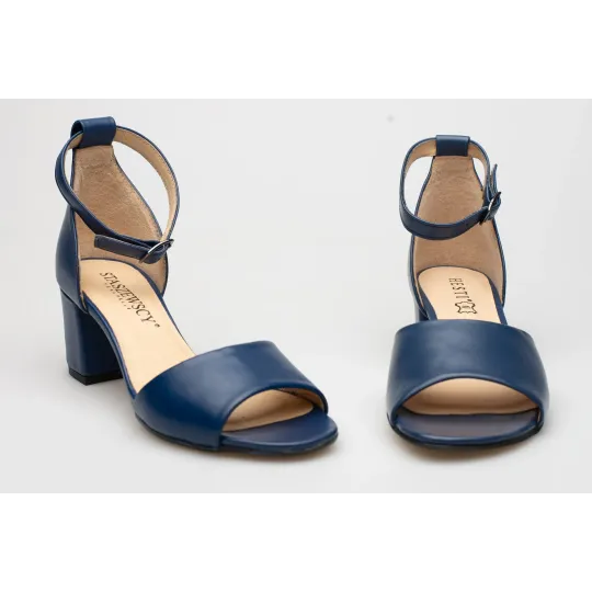 Sandały damskie zakryta pięta skórzane granatowe PRODUKT POLSKI