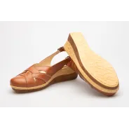 Sandały na koturnie zakryte palce skórzane brązowe PRODUKT POLSKI