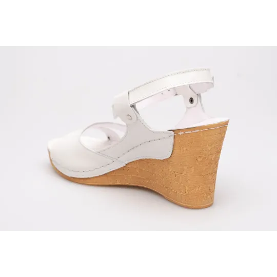 Sandały na koturnie odkryta pięta palce skórzane białe PRODUKT POLSKI