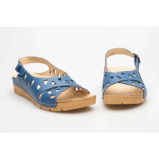 Sandały damskie odkryta pięta palce skórzane ażurowe niebieskie PRODUKT POLSKI