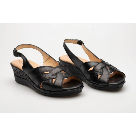 Sandały na koturnie odkryta pięta palce skórzane czarne PRODUKT POLSKI