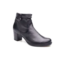 Botki damskie ocieplane na obcasie słupek czarne skórzane Produkt Polski