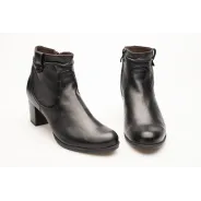 Botki damskie ocieplane na obcasie słupek czarne skózrane Produkt Polski