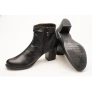 Botki damskie ocieplane na obcasie słupek czarne skózrane Produkt Polski