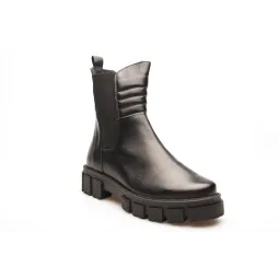 Botki damskie zimowe na grubej podeszwie skórzane Produkt Polski