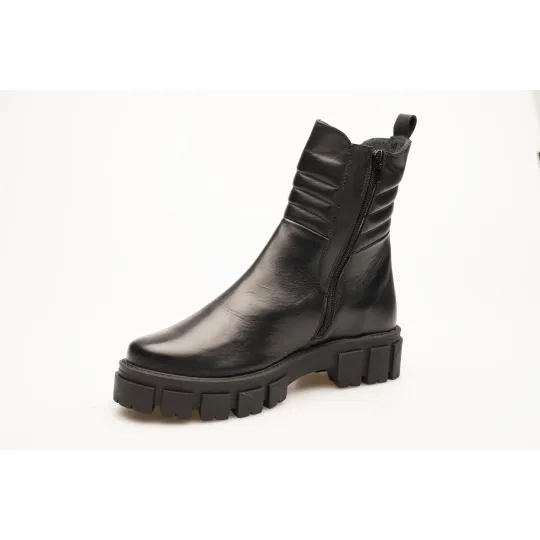 Botki damskie zimowe na grubej podeszwie skórzane Produkt Polski