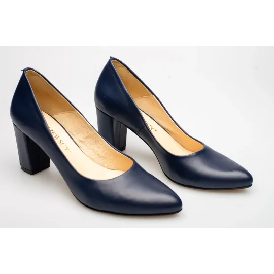 Czółenka na słupku granatowe skórzane PRODUKT POLSKI