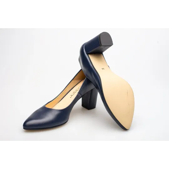 Czółenka na słupku granatowe skórzane PRODUKT POLSKI