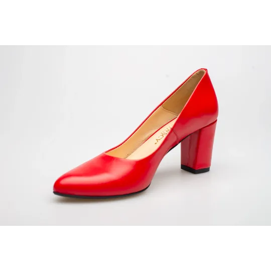 Czółenka na słupku czerwone skórzane PRODUKT POLSKI