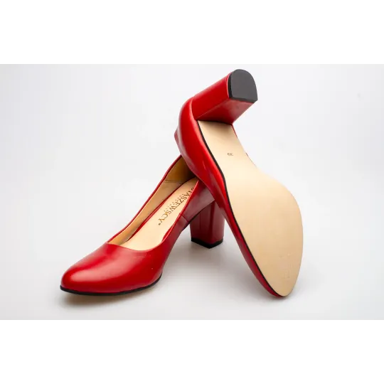 Czółenka na słupku czerwone skórzane PRODUKT POLSKI