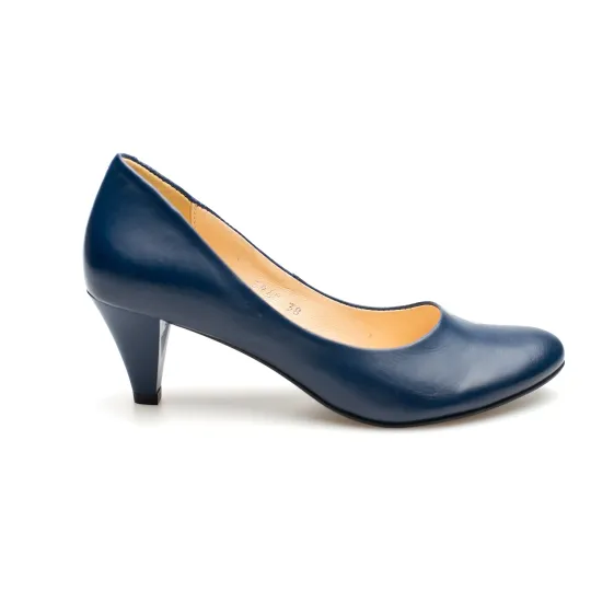 Czółenka na niskiej szpilce granatowe skórzane PRODUKT POLSKI