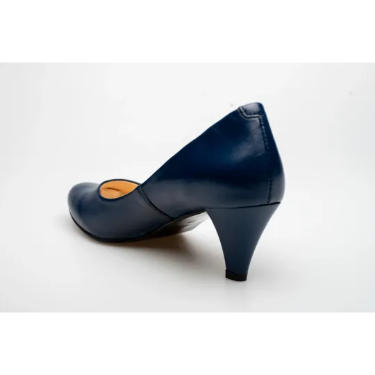 Czółenka na niskiej szpilce granatowe skórzane PRODUKT POLSKI
