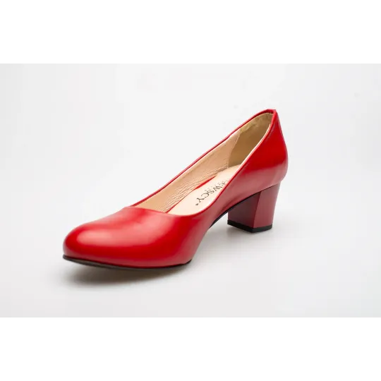Czółenka na niskim słupku czerwone skórzane PRODUKT POLSKI