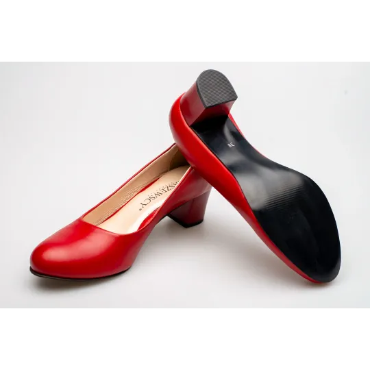 Czółenka na niskim słupku czerwone skórzane PRODUKT POLSKI